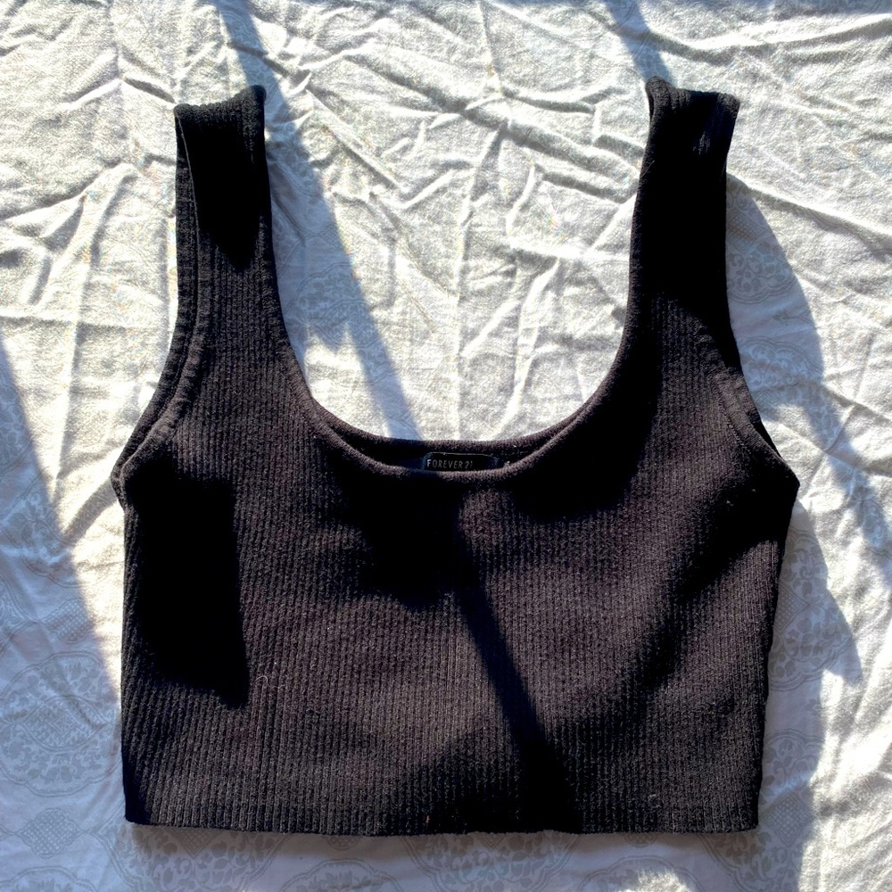 ✨3/$33✨ Forever 21 cropped tank top